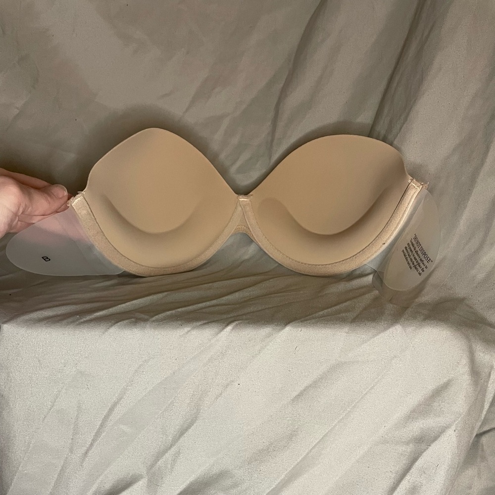 NEW Backless Strapless Reusable Bra - Picture 3 of 10